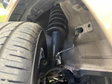 お車を安心してお乗りいただく為には、足回りの定期点検が欠かせません。サービスサポート(有償保証)では無料点検もご提供しており、安心のカーライフをお過ごしいただけるサポート体制が整っています。