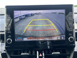 バックガイドモニターで、後方を確認しながら安心して駐車することができます。運転初心者も熟練者も必須の機能ですよ!