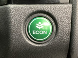 ★ECONスイッチ★ エコドライブを加速しよう!スイッチをONにすると、運転の仕方によるロスを抑え込み燃費をよくするようクルマが頑張ります(*^ー^*)燃費向上にチャレンジ♪