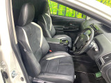 運転席シート廻りは使用感も少なく、良好な状態となっています。丁寧に使われていたことがよくわかりますね。