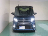 明度の高いLEDヘッドライトで、夜間の運転も安心です。