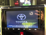 【大画面ナビ】人気の大型9インチナビを装備。存在感のある大画面はインパクト大!ナビ利用時のマップ表示は見やすく、テレビやDVDは臨場感がアップ!いつものドライブがグッと楽しくなります♪