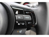 安全運転支援システムHonda SENSINGを搭載。衝突軽減ブレーキや、誤発進抑制機能、アダプティブクルーズコントロール、車線維持など複数の先進技術で安心・快適なドライブをサポートします。
