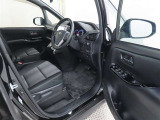 【禁煙車の定義】当店の定義・・・☆タバコ臭くない事☆コゲがない事☆灰皿等の喫煙器具が未使用の事 以上3項目をクリアした場合【禁煙車】と表示します。(現状を表しています。過去の事は、断定できません。)