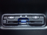 ■【ETC車載器】が装備されています。セットアップをしてお渡しとなり、ETCカードを差し込むだけで高速道路の利用が可能です。