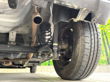お車を安心してお乗りいただく為には、足回りの定期点検が欠かせません。サービスサポート(有償保証)では無料点検もご提供しており、安心のカーライフをお過ごしいただけるサポート体制が整っています。