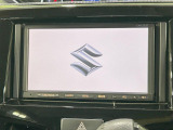 【メーカー純正ナビ】インテリアに溶け込むスタイリッシュな「専用設計」メーカーナビを装備♪視認性や操作性など基本性能にも優れ、より上質なカーライフをお楽しみいただけます。