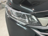 LEDヘッドライトは、点灯の瞬間から最大光量を発揮し、突然暗くなるトンネルなどでの安定感を高めます。
