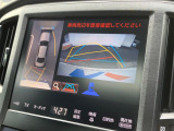 【パノラミックビューモニター】専用のカメラにより、上から見下ろしたような視点で360度クルマの周囲を確認することができます☆死角部分も確認しやすく、狭い場所での切り返しや駐車もスムーズに行えます。