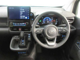 インパネはシンプルなデザイン。運転もしやすそう♪