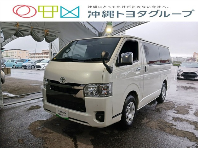 トヨタ ハイエースバン 
