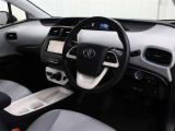 運転席廻りです。