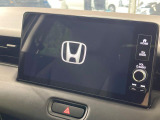【メーカー純正ナビ】インテリアに溶け込むスタイリッシュな「専用設計」メーカーナビを装備♪視認性や操作性など基本性能にも優れ、より上質なカーライフをお楽しみいただけます。