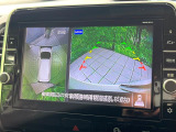 【アラウンドビューモニター】専用のカメラにより、上から見下ろしたような視点で360度クルマの周囲を確認することができます☆死角部分も確認しやすく、狭い場所での切り返しや駐車もスムーズに行えます。