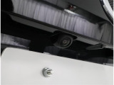 バックカメラが付いているので後方確認が非常にしやすいです。今や運転初心者も熟練者も必須装備!ついていて損はないですね♪