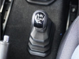【5速MT】5速ミッション車です、近年AT車が増えているなかでギア選択の自由度の高いMT車は嬉しいですね。