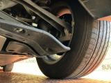 お車を安心してお乗りいただく為には、足回りの定期点検が欠かせません。サービスサポート(有償保証)では無料点検もご提供しており、安心のカーライフをお過ごしいただけるサポート体制が整っています。