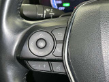 ステアリングスイッチ装備!運転しながら手元でオーディオの操作などができます。
