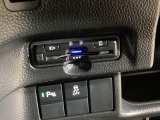 ETC付。高速道路の料金所はキャッシュレスで通過です。サービスエリア等にあるスマートインターの出入口も利用可能でとっても便利。ご納車後すぐにお使い頂けるようセットアップしてのお渡しとなります。