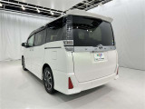 荷物をたっぷり載せて広々ドライビング♪夏でも冬でも、アウトドアやショッピングを思い切り楽しみましょう!