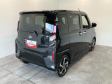 お客様にぴったりなおクルマをお選びいただけますように様々な展示車をご用意致しております!ダイハツの軽自動車だけではなく、他メーカー車やコンパクトカー・ミニバンなども数多く取り揃えております!