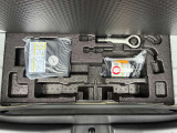 トランクルームのフタを開けると付属の車載工具がございます(^^) 必要に応じて買い足していただくことも可能です!
