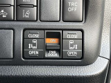 両側電動スライドドアのスイッチ付です。車内からもスイッチひとつで楽にドアの開閉が可能です。電動なので開閉時に力を使う必要がなく、半ドアになることもありません!