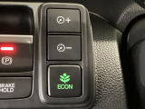 ★ECONスイッチ★ エコドライブを加速しよう!スイッチをONにすると、運転の仕方によるロスを抑え込み燃費をよくするようクルマが頑張ります(*^ー^*)燃費向上にチャレンジ♪