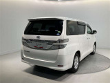 納車後1年間は走行無制限のトヨタロングラン保証付きです。(対象項目:約60項目・5000部品)が対象です。全国のトヨタ系ディーラーで保証修理が可能です。