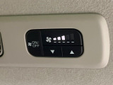 【リアクーラー】エアコンの風を後部座席まで届けてくれ、広い車内空間でも素早く快適な温度になります♪真夏や真冬に便利な機能です。