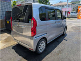 エンジンオイルは汚れ具合に関わらず、全てのお車交換しております。当店のこだわりの1つです。