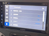 ●Bluetooth:お手持ちのスマートフォンなどと接続し、ハンズフリー通話や臨場感溢れるミュージック再生をお楽しみいただけます。無線接続ですので煩わしさもありません♪