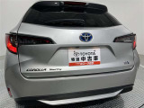テールランプは両サイドで点灯します。