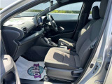 高いホールド性で運転姿勢が安定します。長距離ドライブでも疲れにくいのが魅力です。快適なドライビングライフをお送りください♪