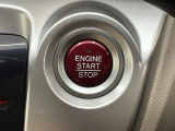 ワンプッシュでエンジンのスタート、ストップが出来て便利です。