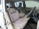 シンプルながら座り心地のいいシートです。