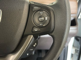 【ACC〈アダプティブ・クルーズ・コントロール〉】アクセルペダルを踏まずに設定した車速を保つクルーズコントロールに、前走車を検知する機能を追加。車速と車間を適切に制御することを支援します。