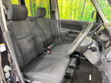 運転席シート廻りは使用感も少なく、良好な状態となっています。前オーナー様が丁寧に使っていたことがよくわかりますね。