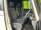 運転席シート廻りは使用感も少なく、良好な状態となっています。丁寧に使われていたことがよくわかりますね。