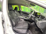 運転席シート廻りは使用感も少なく、良好な状態となっています。丁寧に使われていたことがよくわかりますね。