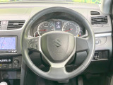 【ステアリングスイッチ】運転中、前方から目線をそらすことなく、オーディオ等の操作が可能な便利機能!安心&快適なドライブを演出してくれます♪