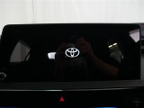 ディスプレイオーディオを装備。スマホとクルマをつなぐことで、これまでのナビに加えて、いろんなサービスが楽しめます。