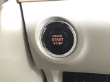 車が大好きなスタッフが心をこめて接客いたします。お客様一人一人のお車に対する思いや気持ちをうかがい、充実した時間が過ごせるよう努めます。