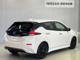 日産リーフは100%電気自動車!ご自宅でも充電が可能です。ガソリンスタンドに行く必要がなくランニングコストも魅力的です★