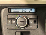 車内空調は&rdquo;AUTOエアコン&rdquo;にお任せ。運転に集中出来ますよ!
