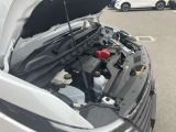 駆動用モーターとインバータが鎮座するパワーユニットルーム