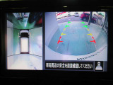 アラウンドビューモニターが駐車をアシスト☆4つの高解像度カメラで車の周囲を撮影。ミニバン、SUVなどの死角の駐停車も驚く程楽です!バックカメラは、車庫入れの時は勿論、後方の安全確認もできて安心です♪