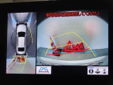 バックガイドモニターを装備しています、車庫入れもラクラクです。パノラミックビューモニターを搭載しています、上からの画像も表示されます。