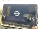 【純正9型ナビ】人気の純正ナビを装備。オーディオ機能も充実しており、Bluetooth接続すればお持ちのスマホやMP3プレイヤーの音楽を再生可能!毎日の運転がさらに楽しくなります!!