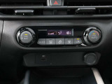 オートエアコンですので、車内を快適な空間に出来ます♪